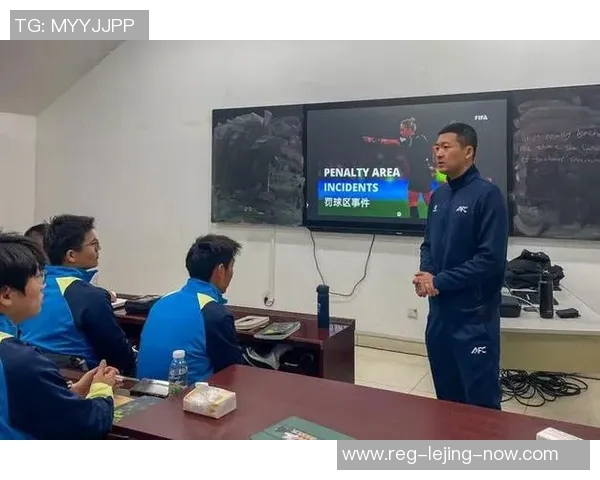 天津足球裁判员的职业发展与挑战探讨及未来展望 天津足球裁判员的职业发展与挑战探讨及未来展望