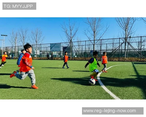 跳起来挑球的技巧与训练方法助你在足球场上大放异彩